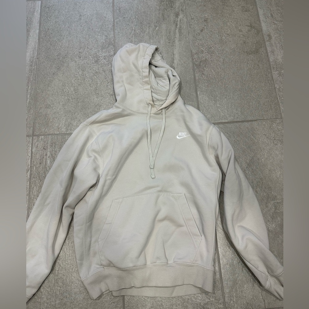 nike hoodie